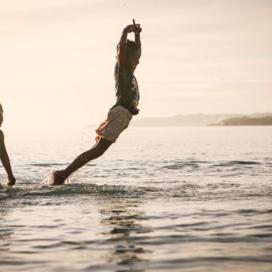beach-children-fun-106257